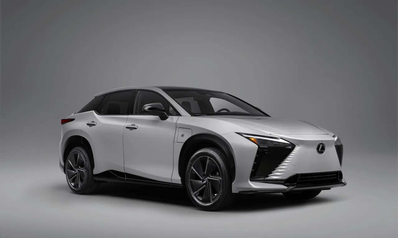 Lexus RZ 450e